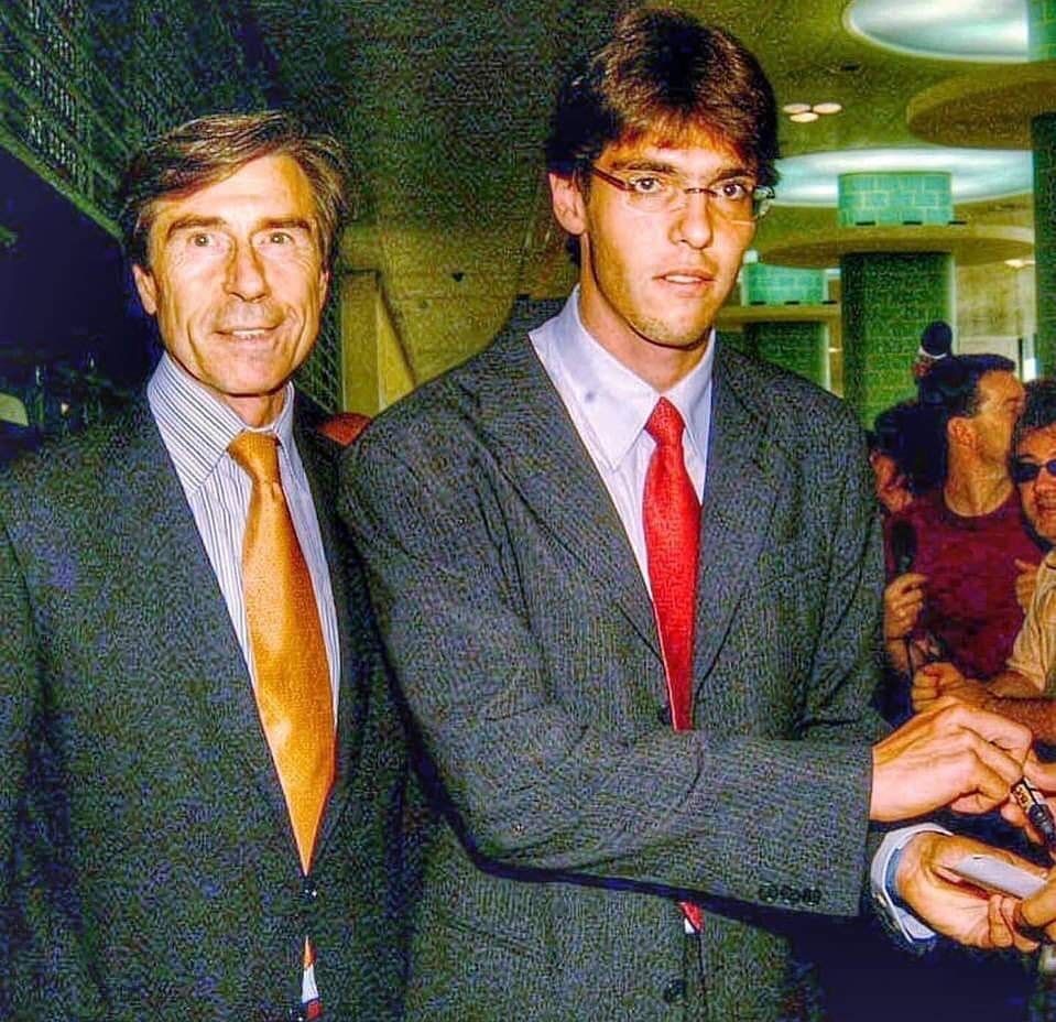 Kaká en su llegada a Milán para jugar con Ancelotti