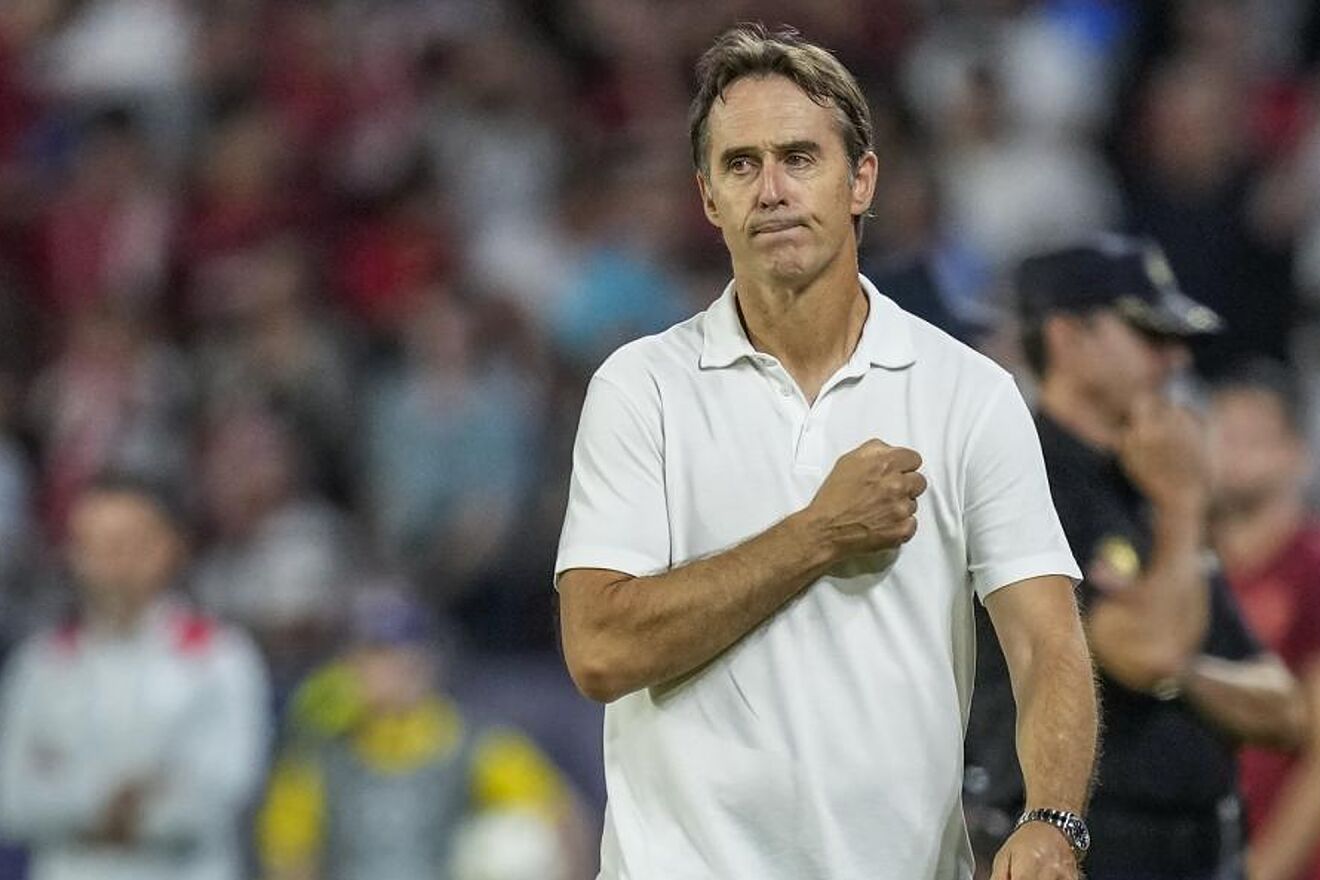 Julen Lopetegui se despide del Sevilla