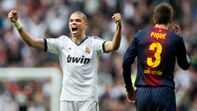 Pepe celebra un gol ante el Barça