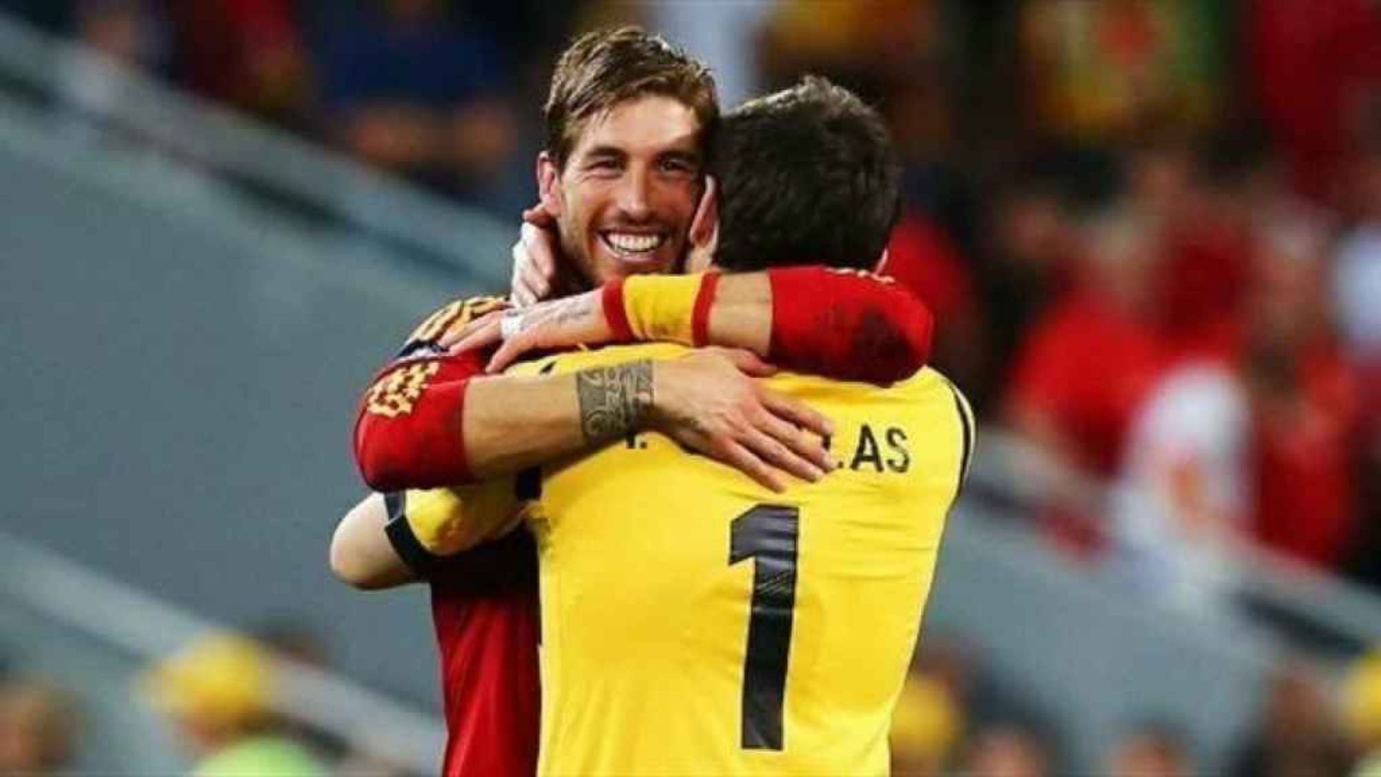 Casillas se cachondea de Ramos y las redes estallan de risa: "Vaya dos..."