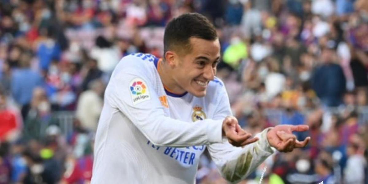 Lucas Vázquez imitando a Spiderman
