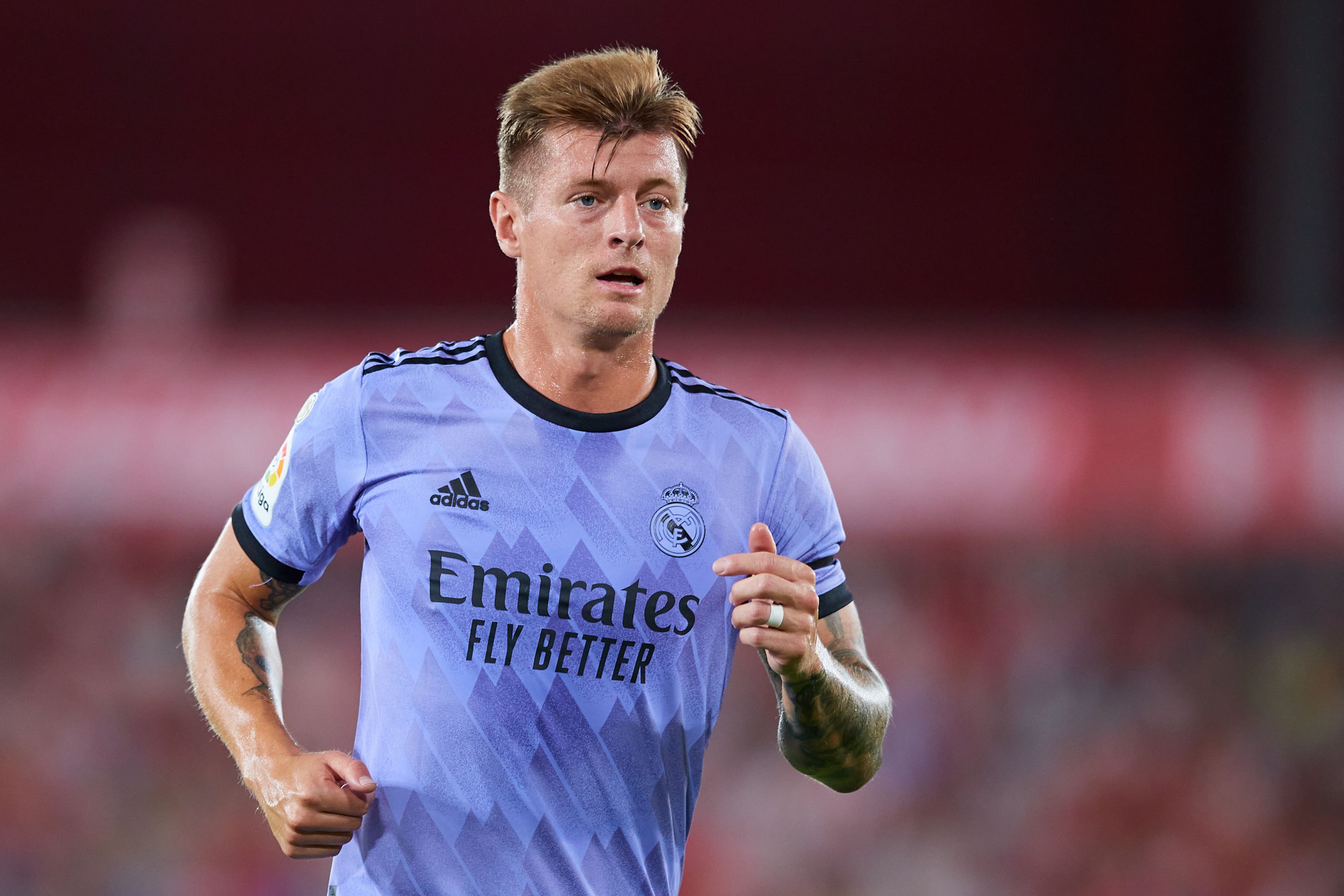 Toni Kroos es todo un referente en el medio campo blanco 