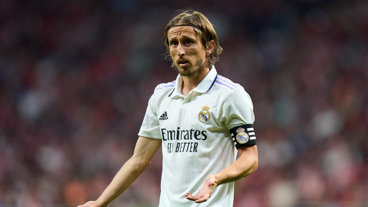 Luka Modric todavía se acuerda de su juventud en Croacia con sus hermanas Luka Modric todavía se acuerda de su juventud en Croacia con sus hermanas