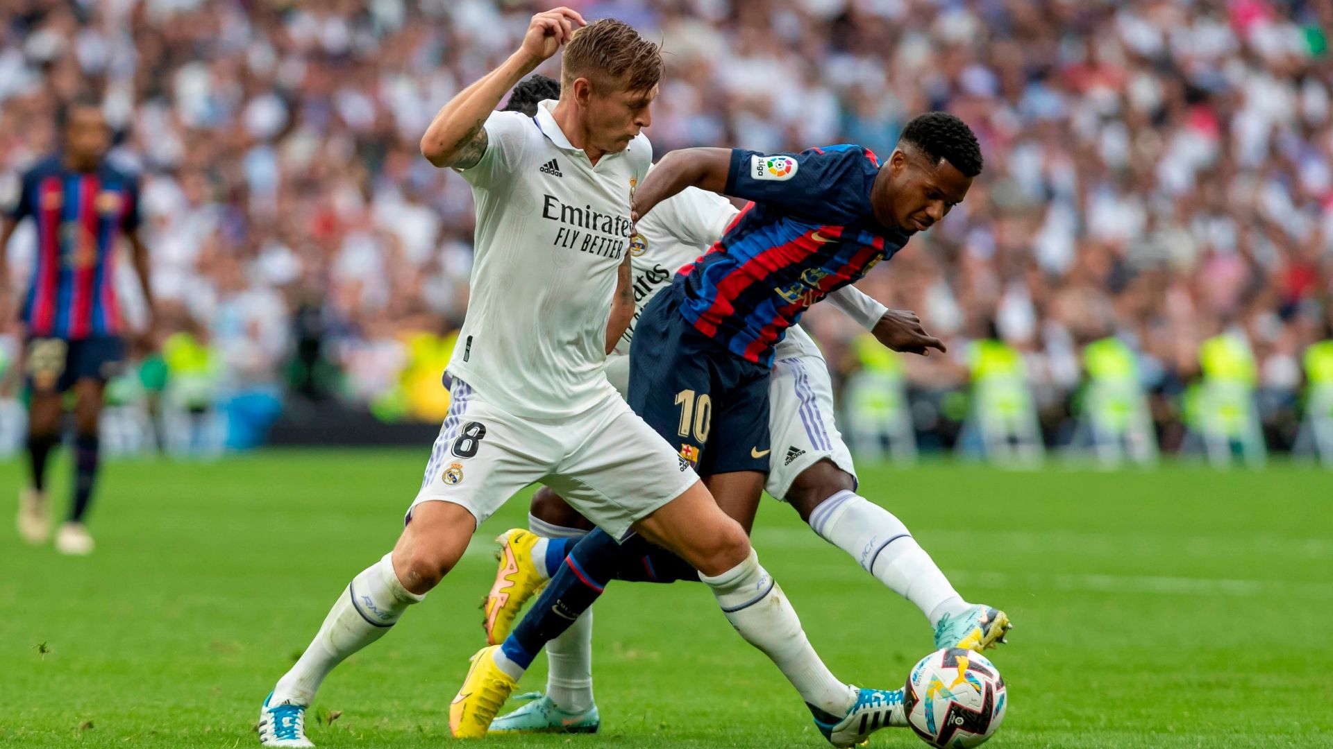 Real Madrid y Barça se enfrentan de nuevo este jueves