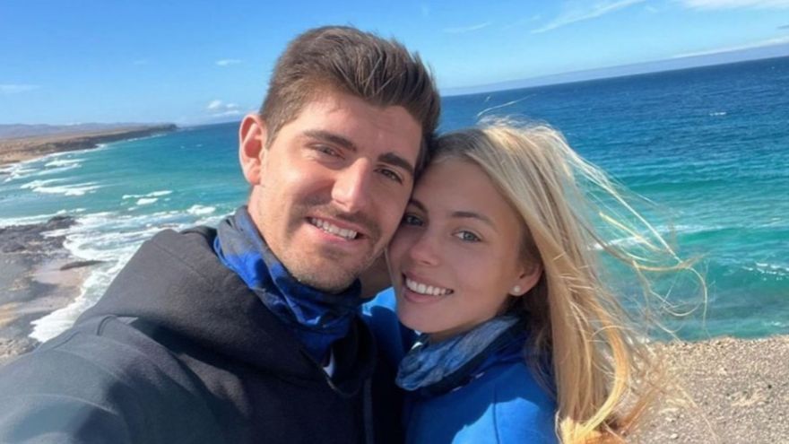Mishel Gerzig y Thibaut Courtois