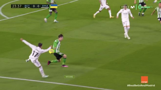 E9A253AB 4706 463E B68D 038125396DE2