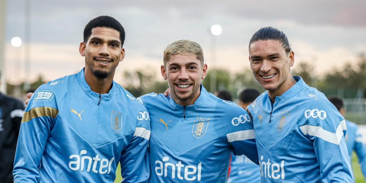 Ronald Araújo, Fede Valverde y Darwin Núñez con la Selección de Uruguay