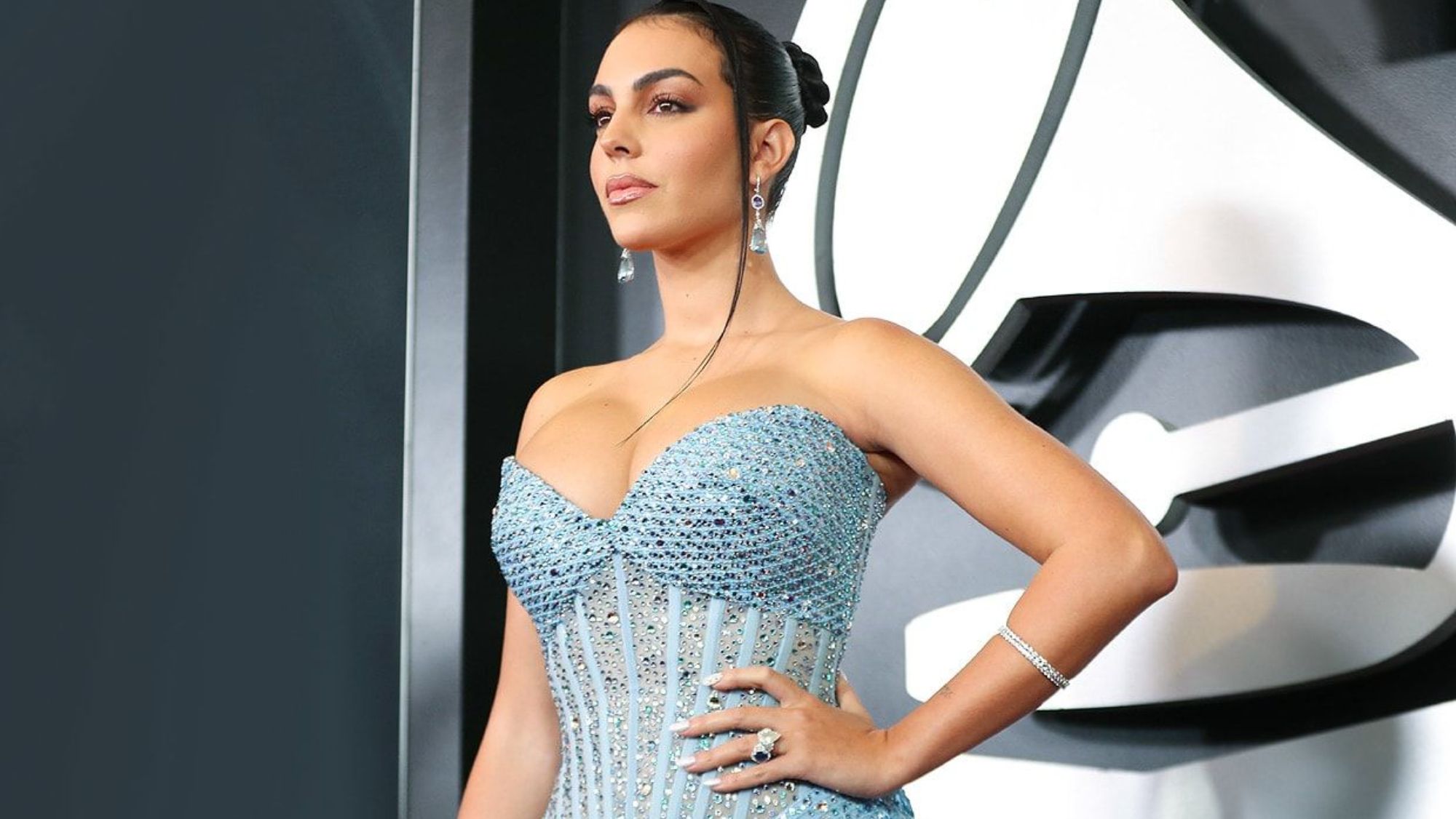 Georgina la lía con su ultima foto: “Luego dicen que las ricas no trabajamos”