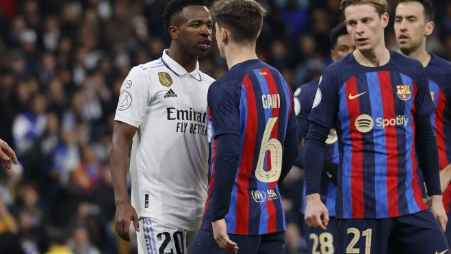 Gavi se picaba con Vinicius en uno de los últimos clásicos Gavi se picaba con Vinicius en uno de los últimos clásicos