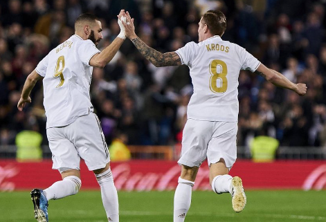 Toni Kroos y Benzema