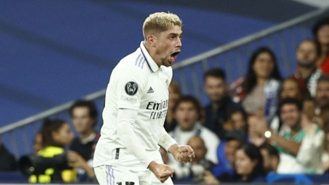 el grito de fede valverde tras anotar un decisivo gol para el real madrid en champions efe el grito de fede valverde tras anotar un decisivo gol para el real madrid en champions efe