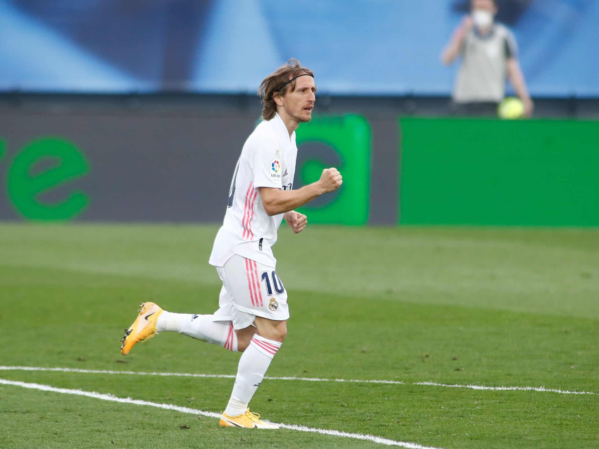 Luka Modric en un parrtido de la temporada pasada