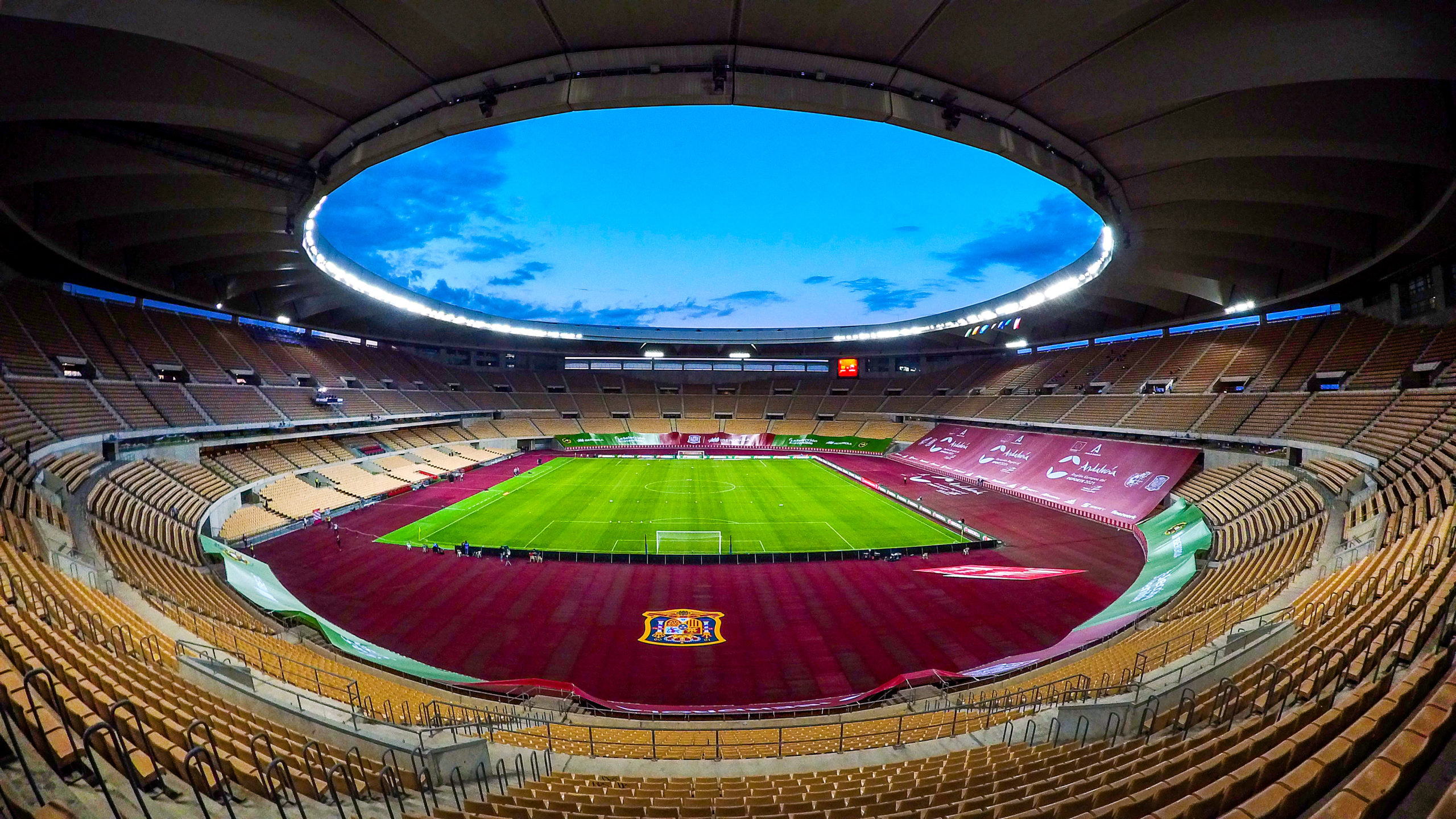 El estadio de La Cartuja lucirá de forma espectacular  El estadio de La Cartuja lucirá de forma espectacular