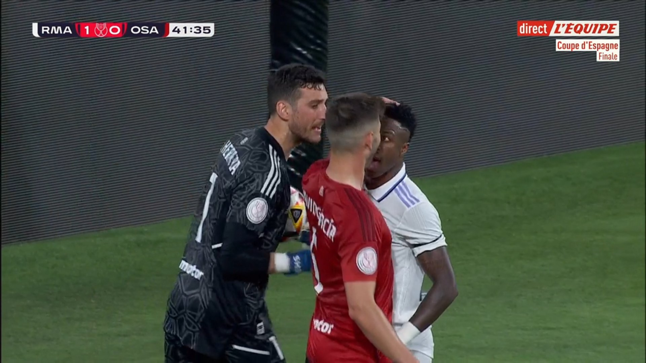 La agresión de David García a Vinicius La agresión de David García a Vinicius