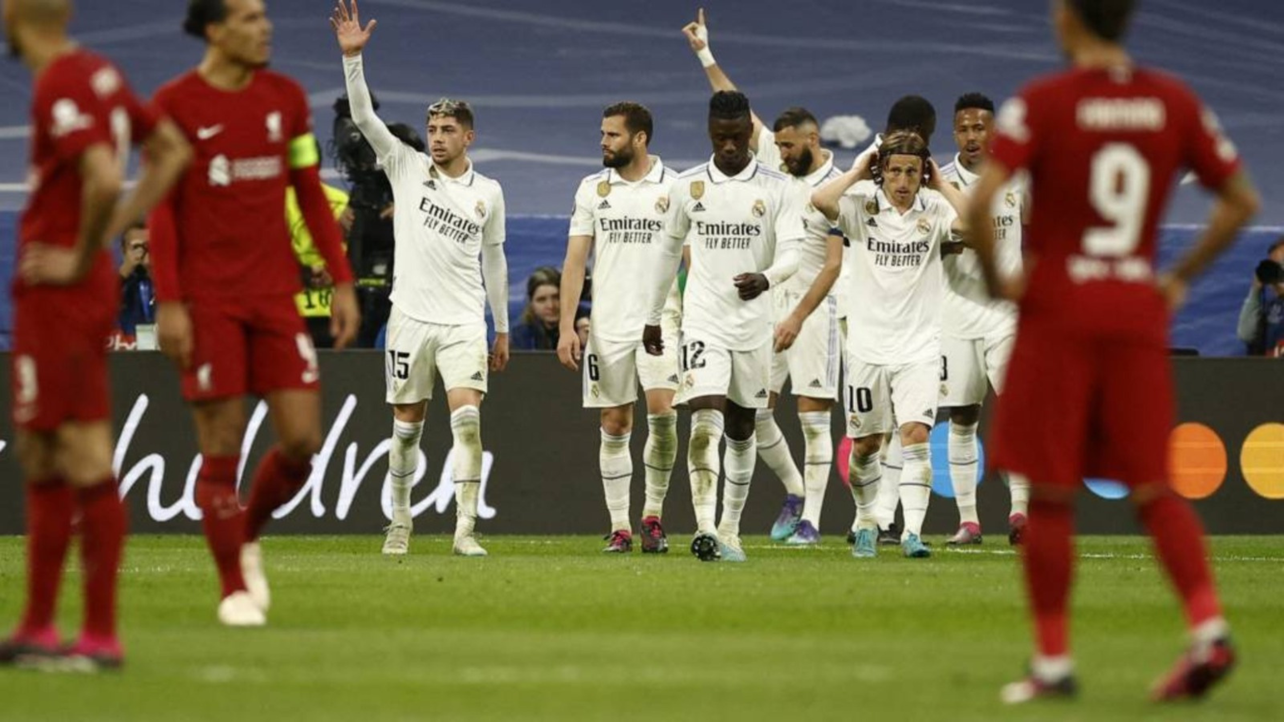 Los jugadores del Real Madrid estarían siendo tentados por 80 kilos del Liverpool  Los jugadores del Real Madrid estarían siendo tentados por 80 kilos del Liverpool