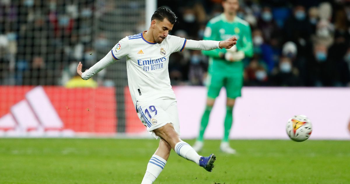 Así pasa la cuarentena Dani Ceballos: tomando el sol tras dar positivo en Covid Así pasa la cuarentena Dani Ceballos: tomando el sol tras dar positivo en Covid