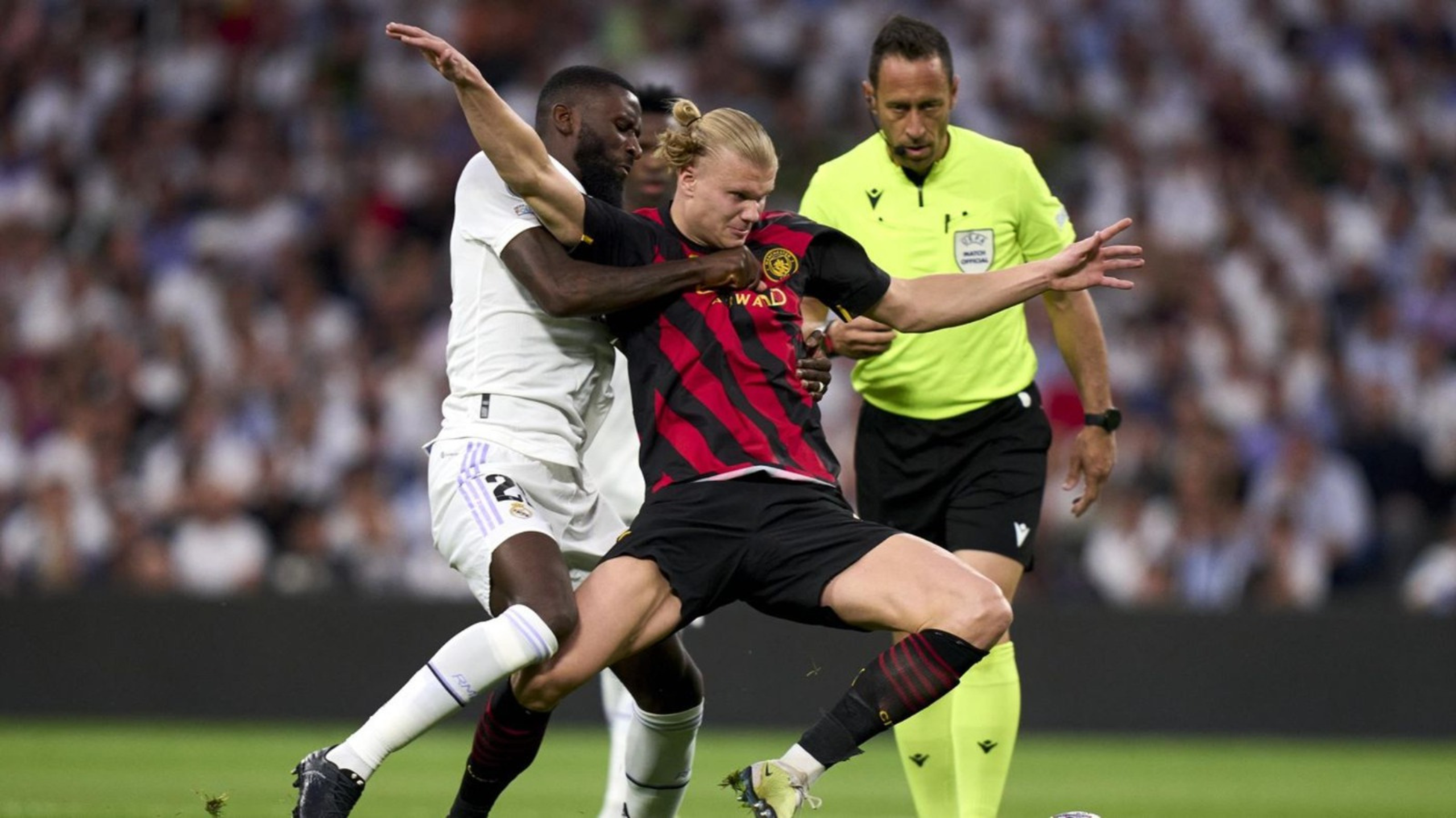 Haaland y Rüdiger peleaban por un balón en la ida Haaland y Rüdiger peleaban por un balón en la ida