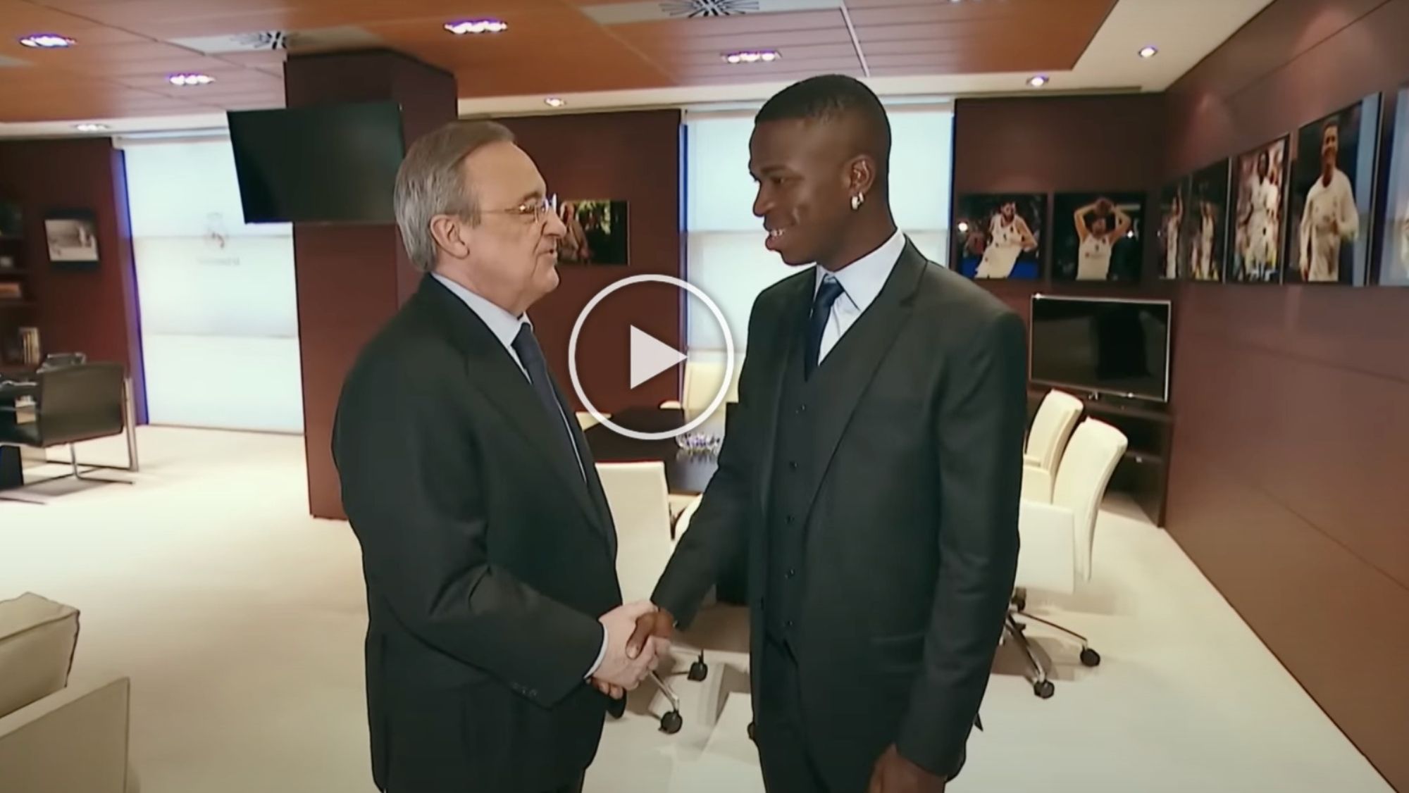 El documento vale oro: la primera frase de Florentino a Vinicius tras cerrar su fichaje El documento vale oro: la primera frase de Florentino a Vinicius tras cerrar su fichaje