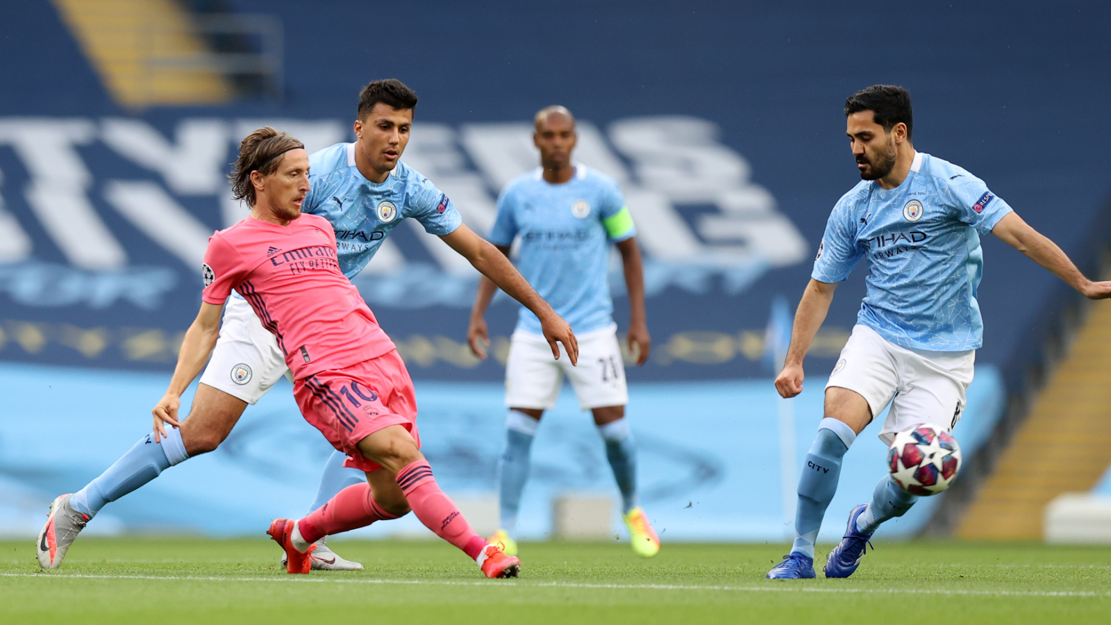 Luka Modric en un partido frente al Manchester City