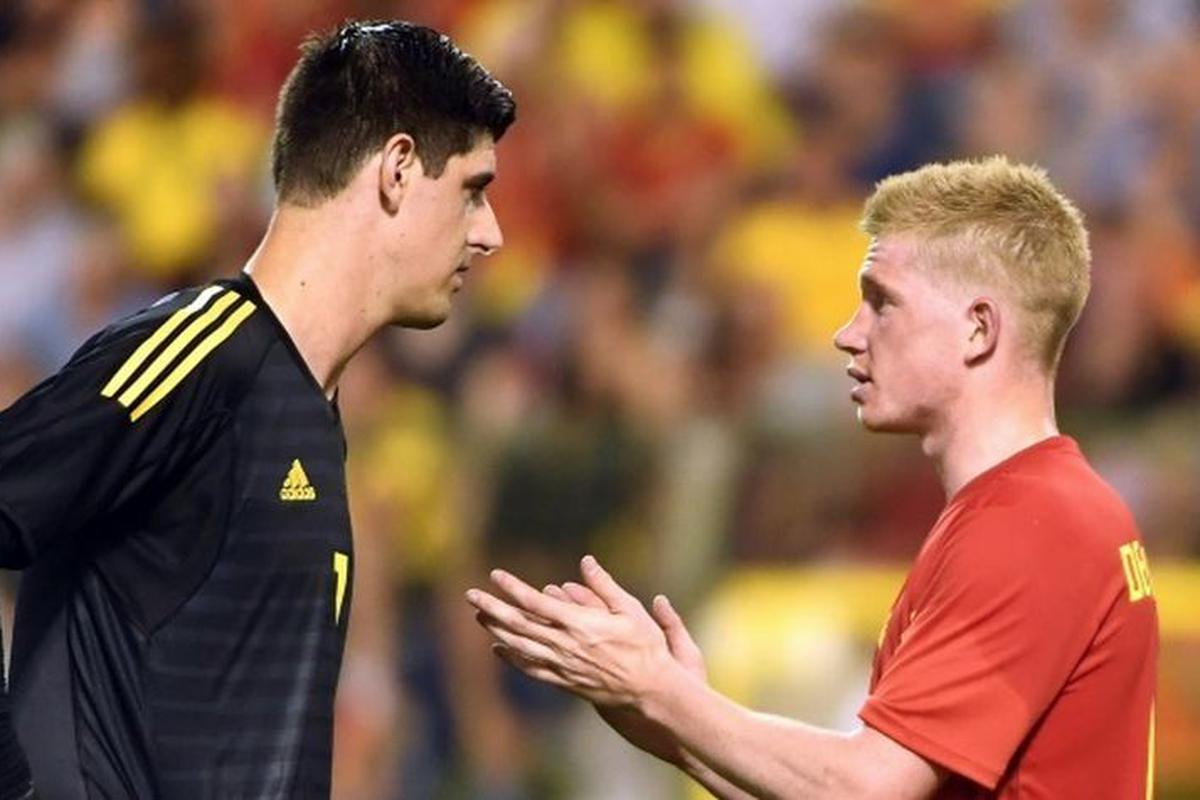 Kevin de bruyne y thibaut courtois