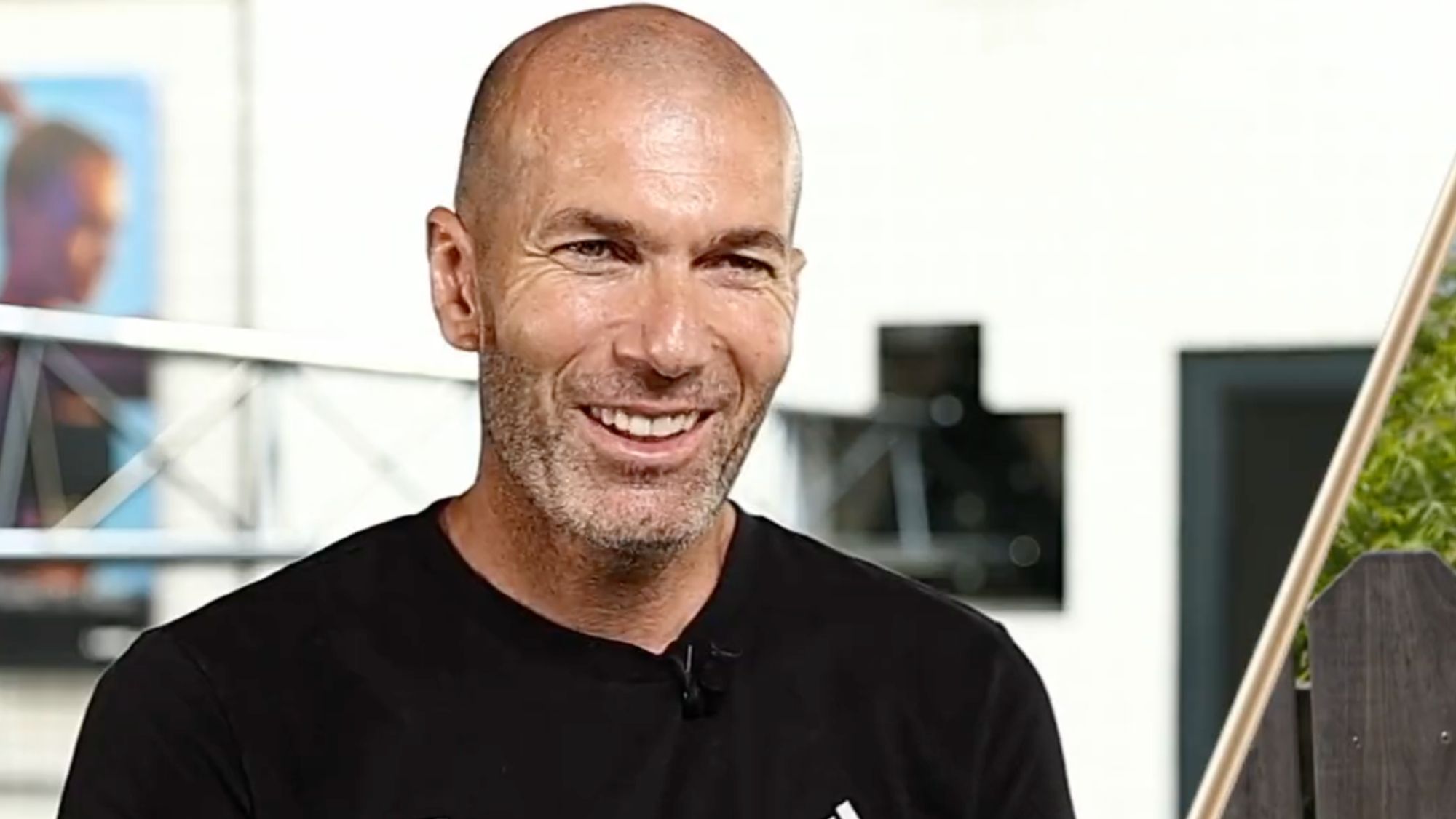 Zidane bendice al nuevo fichaje de Florentino: "Está listo para jugar en el Madrid" Zidane bendice al nuevo fichaje de Florentino: "Está listo para jugar en el Madrid"