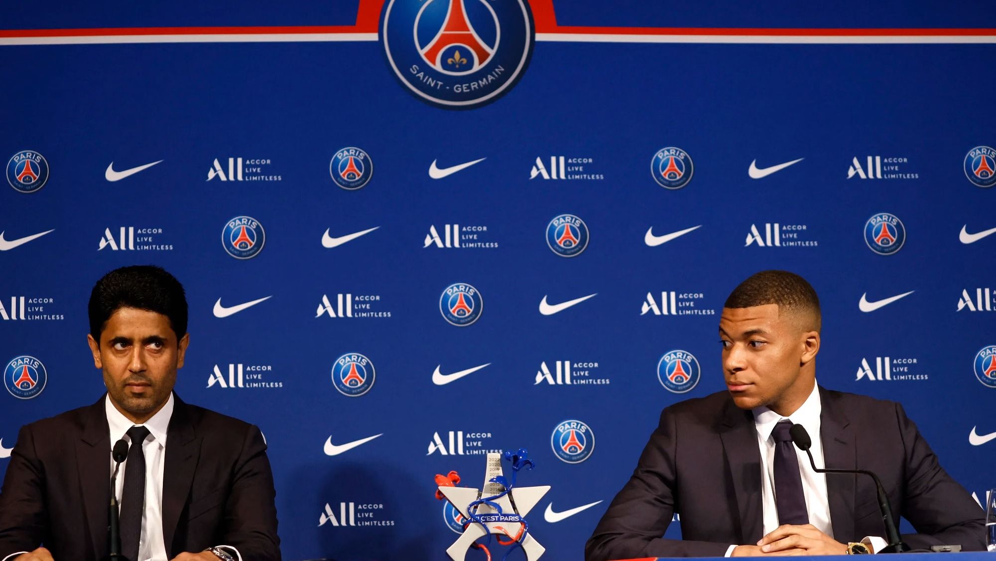El PSG presiona a Mbappé para que se vaya este verano