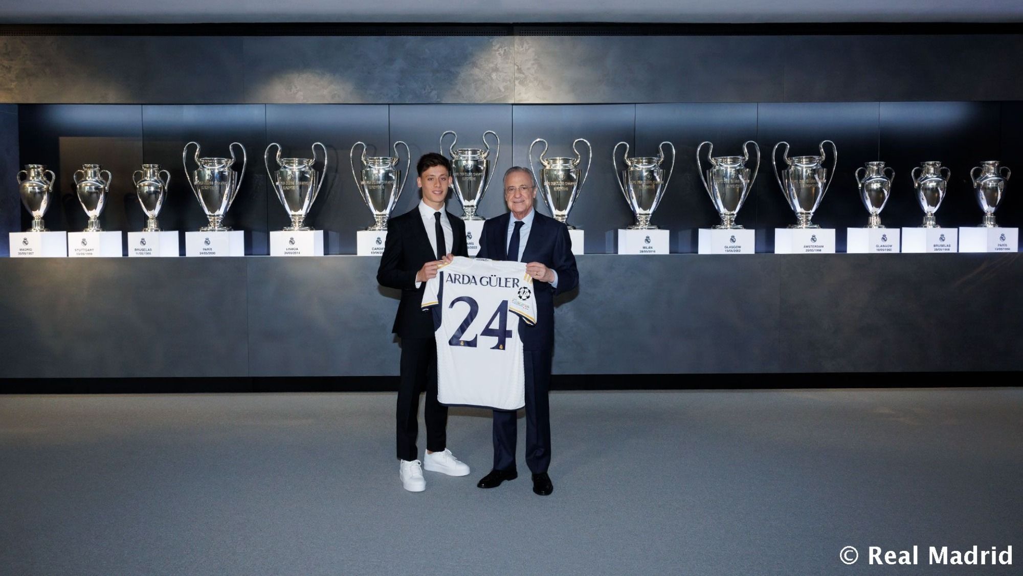 Florentino jamás dudo el jugador que fue ofrecido al Real Madrid mientras se cerraba la operación Guler Florentino jamás dudo el jugador que fue ofrecido al Real Madrid mientras se cerraba la operación Guler