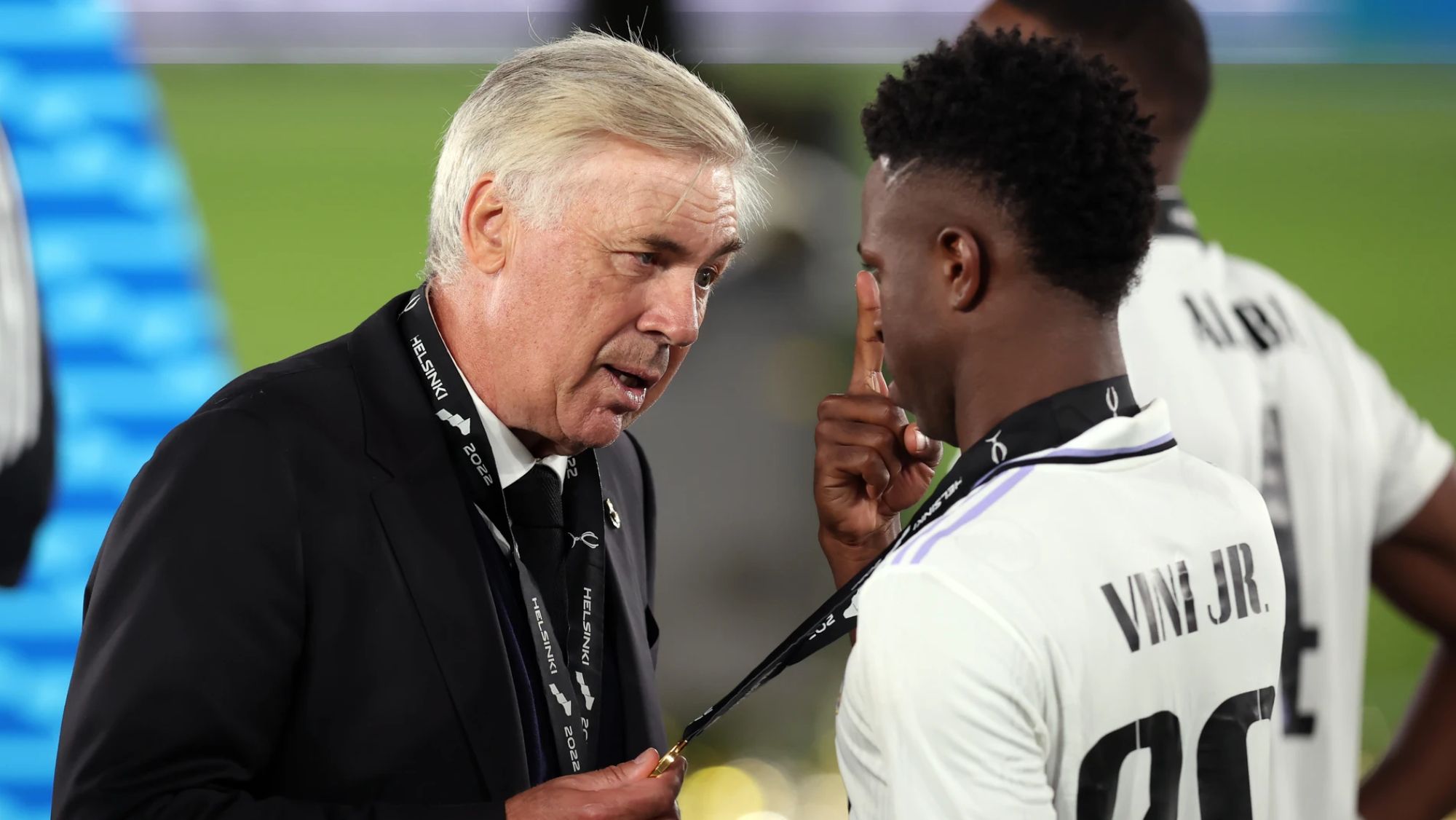 Vinicius le ha pedido un favor a Ancelotti para el nuevo año: "Carlo, estoy p..."