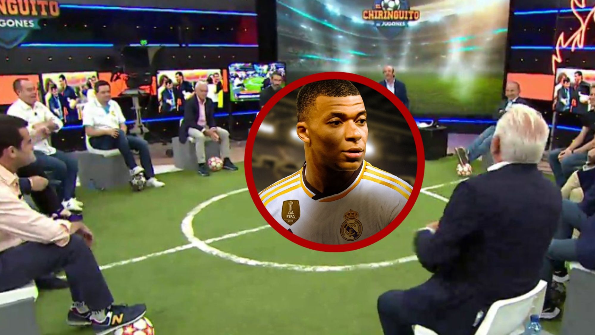 El tertuliano culé de Pedrerol que puede acabar retratado: "Mbappé va a renovar" El tertuliano culé de Pedrerol que puede acabar retratado: "Mbappé va a renovar"