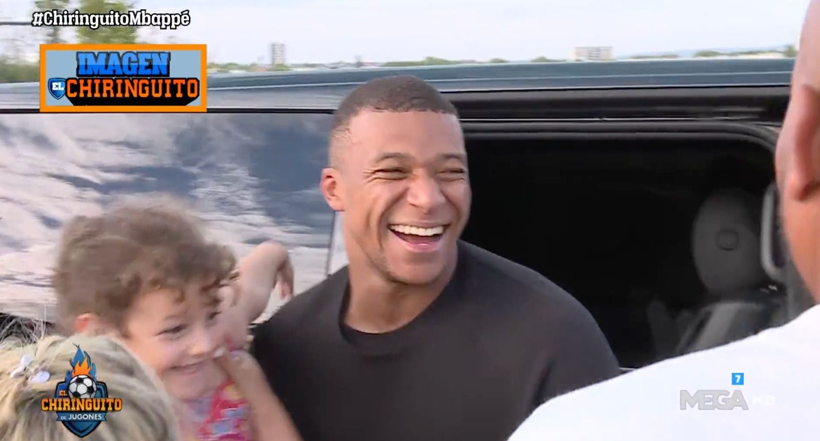 Mbappé responde a un fan: le pregunta sobre su futuro y su reacción es lo más visto