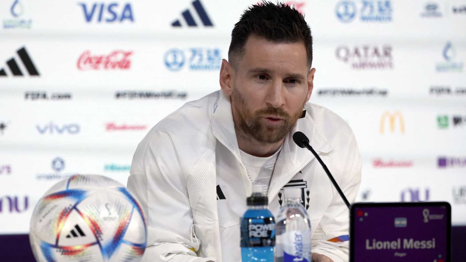 Leo Messi es una de las personas más seguidas en las redes sociales Leo Messi es una de las personas más seguidas en las redes sociales