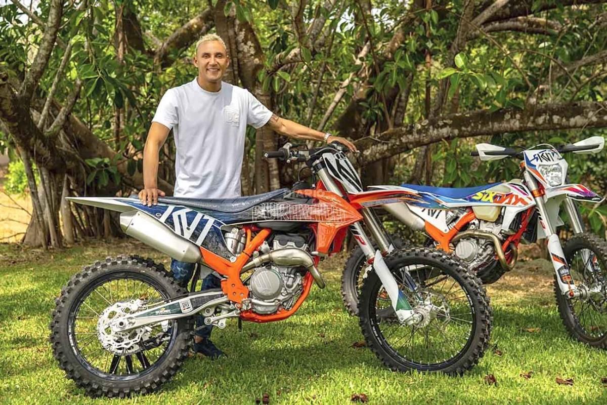 Keylor y su nueva KTM