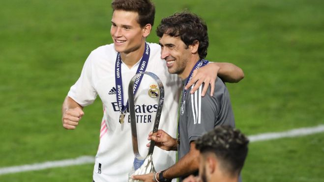 Latasa podría debutar en el primer equipo a las órdenes de Carletto Latasa podría debutar en el primer equipo a las órdenes de Carletto