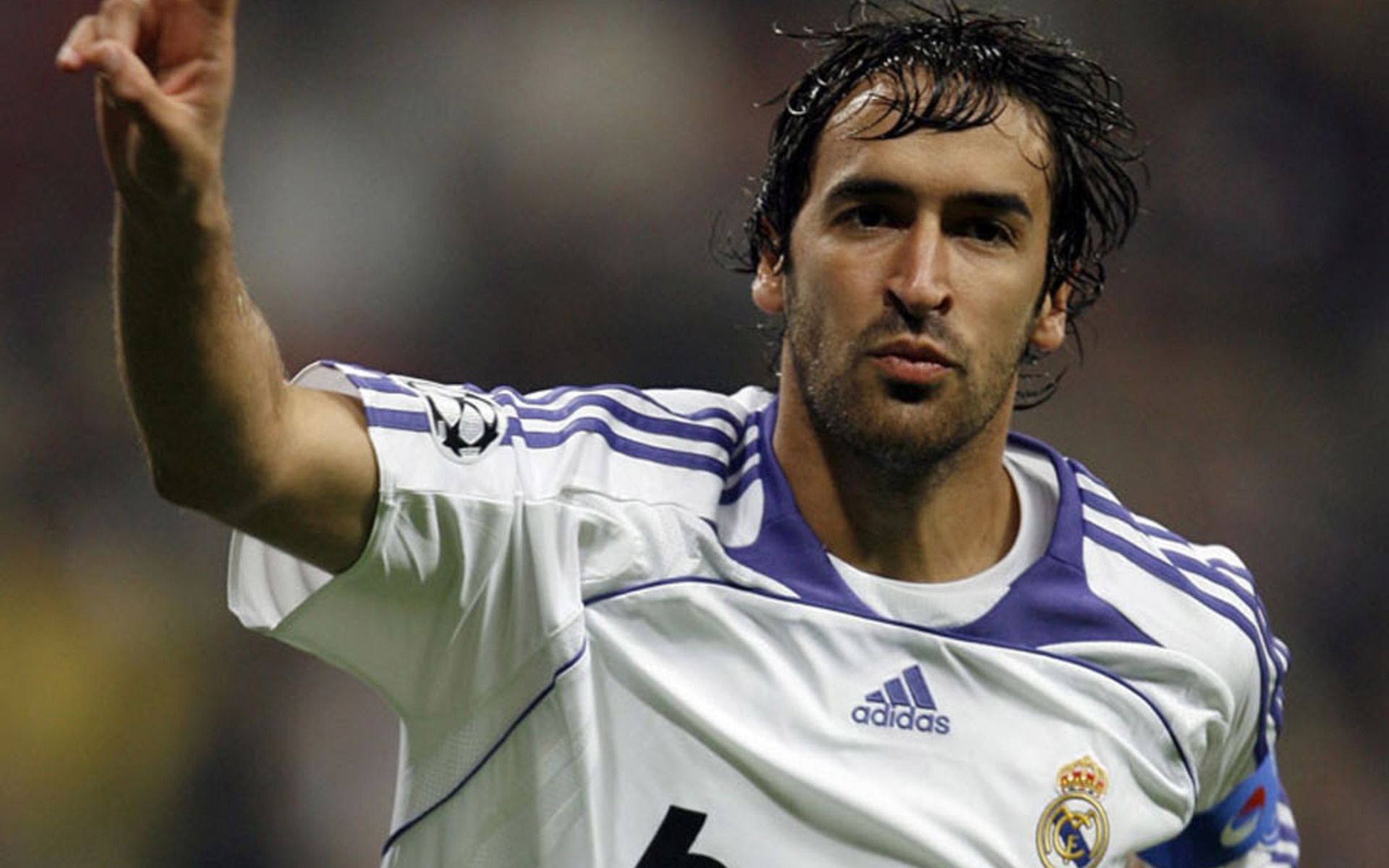 Raúl González ha sido homenajeado con un vídeo por parte del Real Madrid