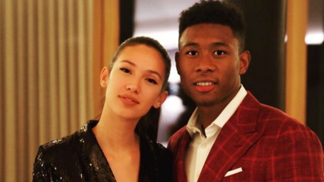La mujer de David Alaba se destroza la rodilla jugando con su doberman: duele verlo