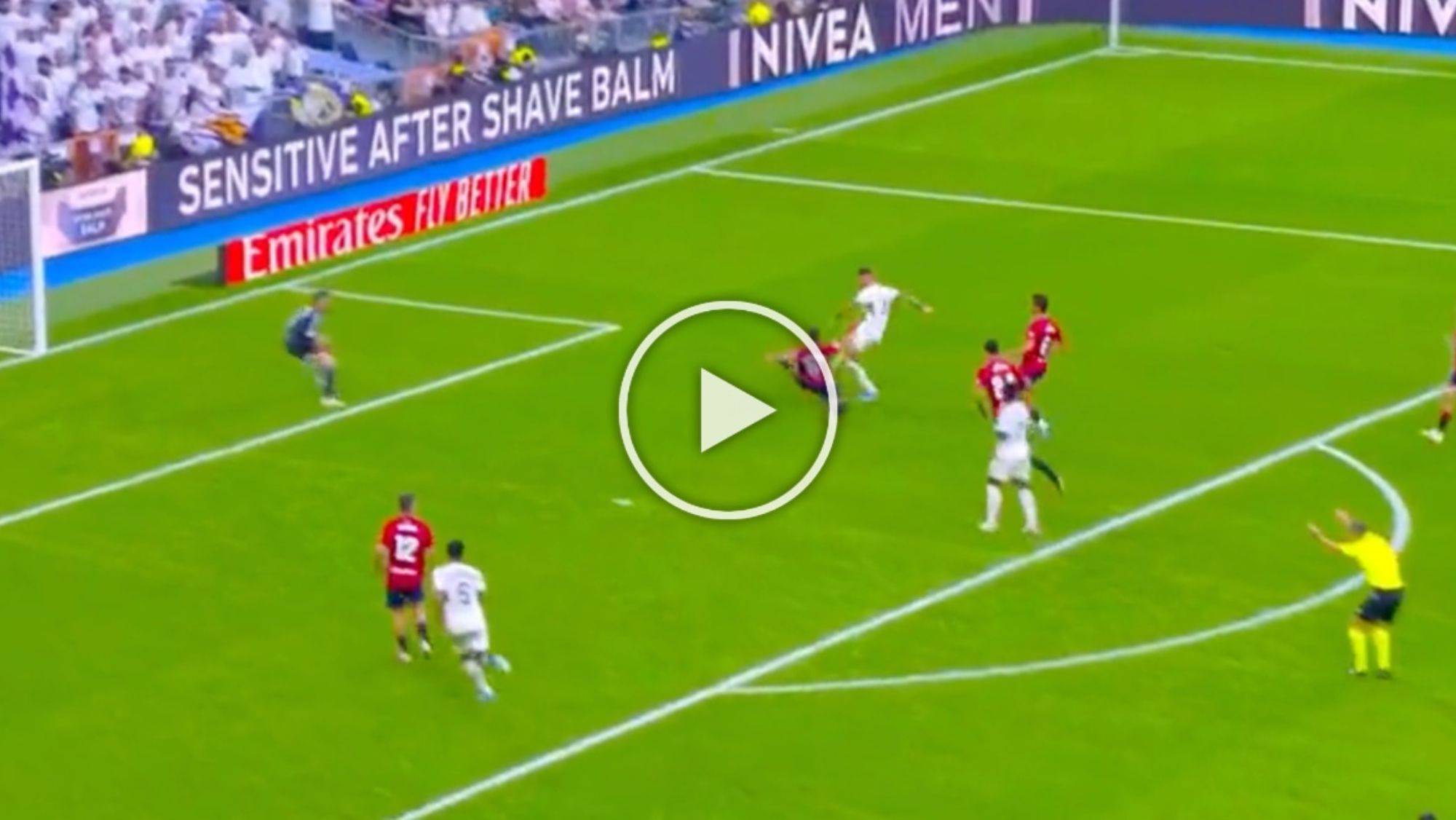 Joselu revienta la portería: otro gol para su cuenta y sentenció al Osasuna Joselu revienta la portería: otro gol para su cuenta y sentenció al Osasuna