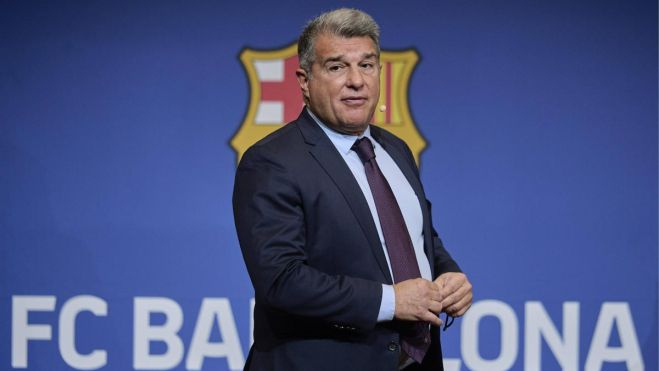 joan laporta en una rueda de prensa del barcelona foto cordon press 002