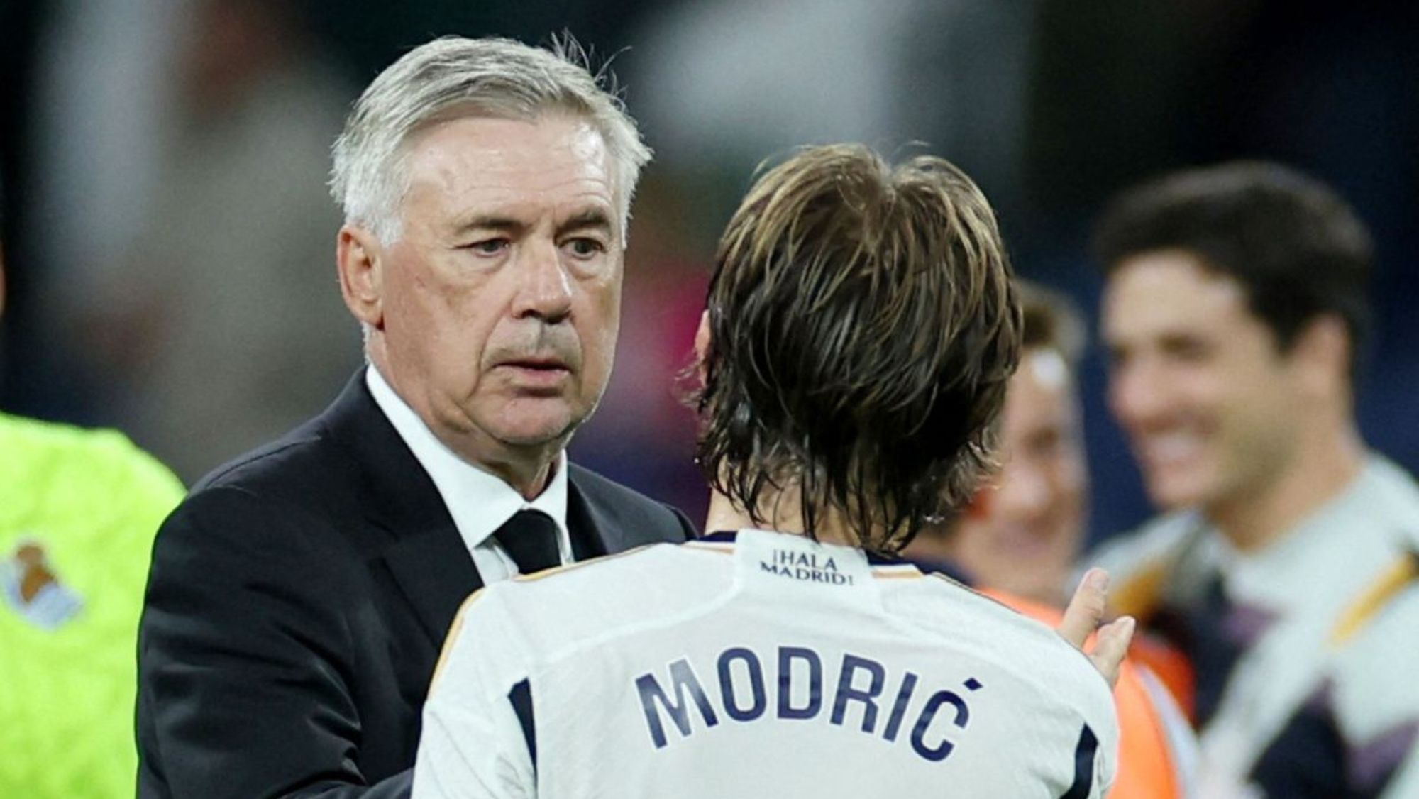 Ancelotti se fue a por Modric y tuvieron un intenso cara a cara Mira, Luka...