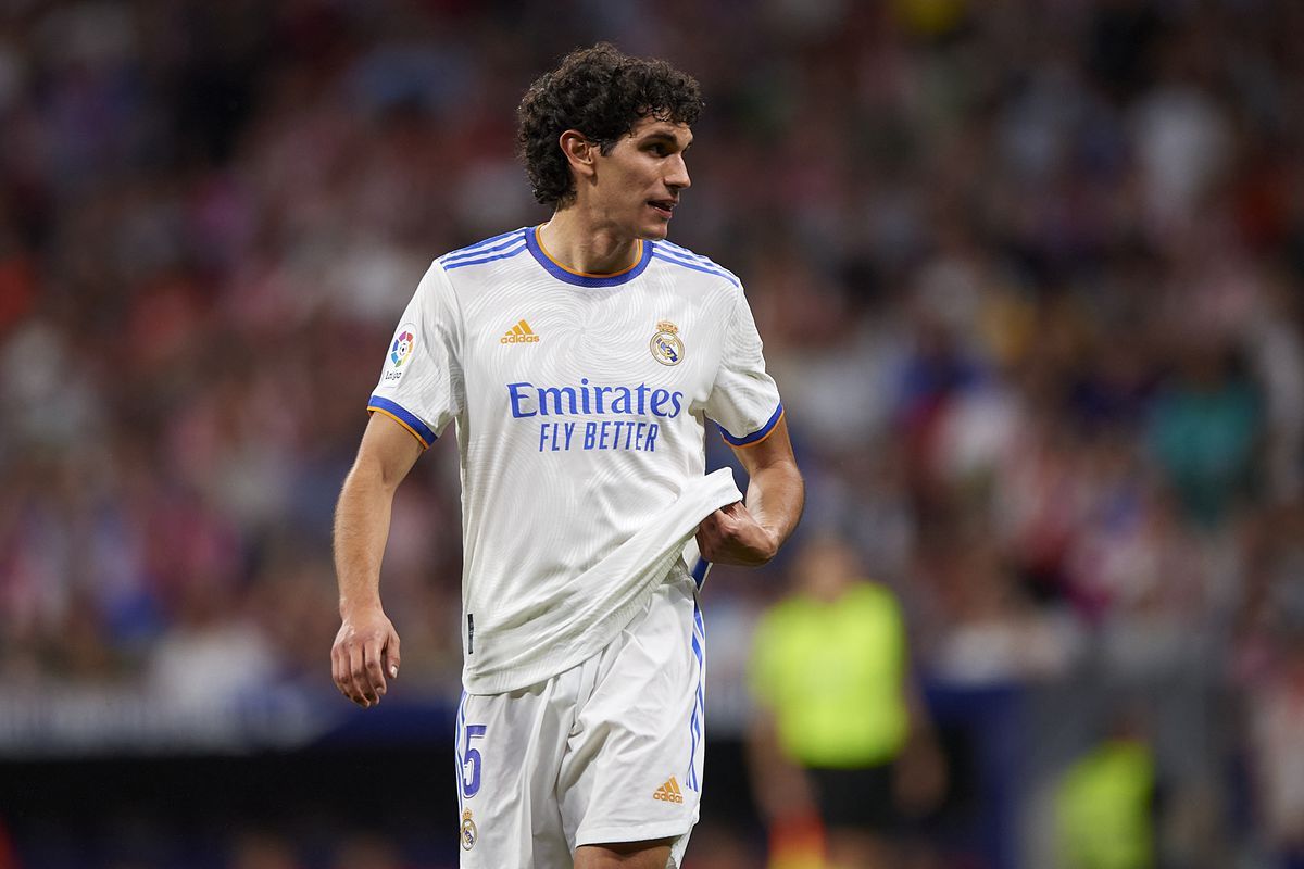 Jesús Vallejo es el actual 5 del Real Madrid