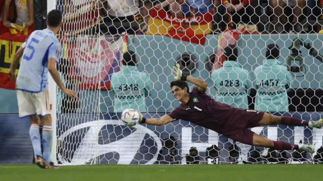 busquets falla uno de los penaltis que han condenado a espana ante marruecos.r d.340 252 14820 busquets falla uno de los penaltis que han condenado a espana ante marruecos.r d.340 252 14820