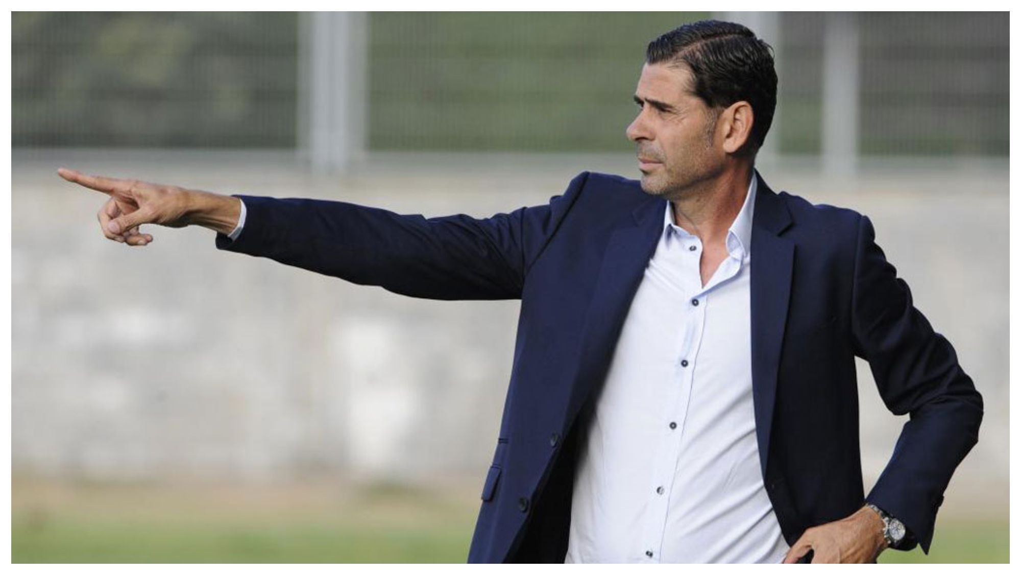 Fernando Hierro durante un partido Fernando Hierro durante un partido