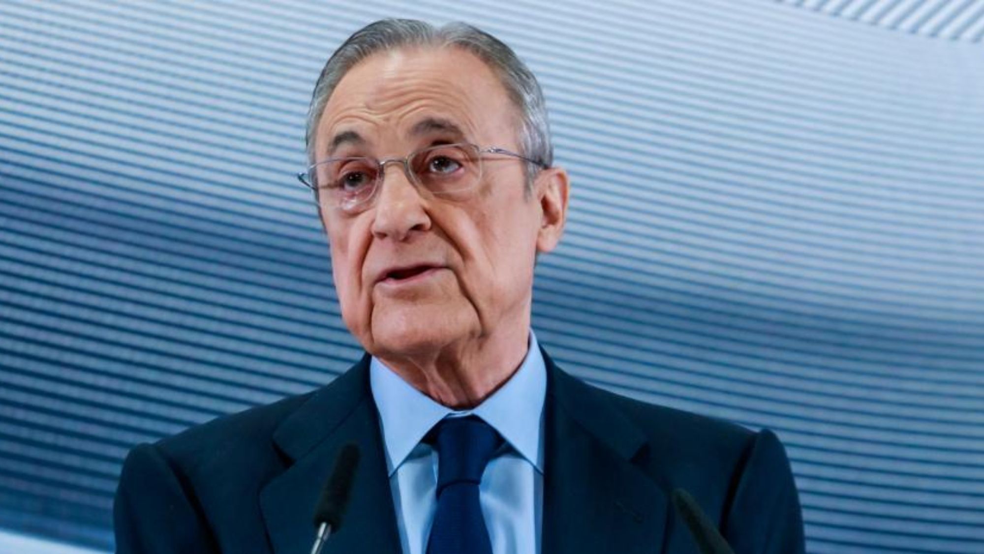 Florentino Pérez, ahora o nunca  50 millones en verano para evitar su fuga