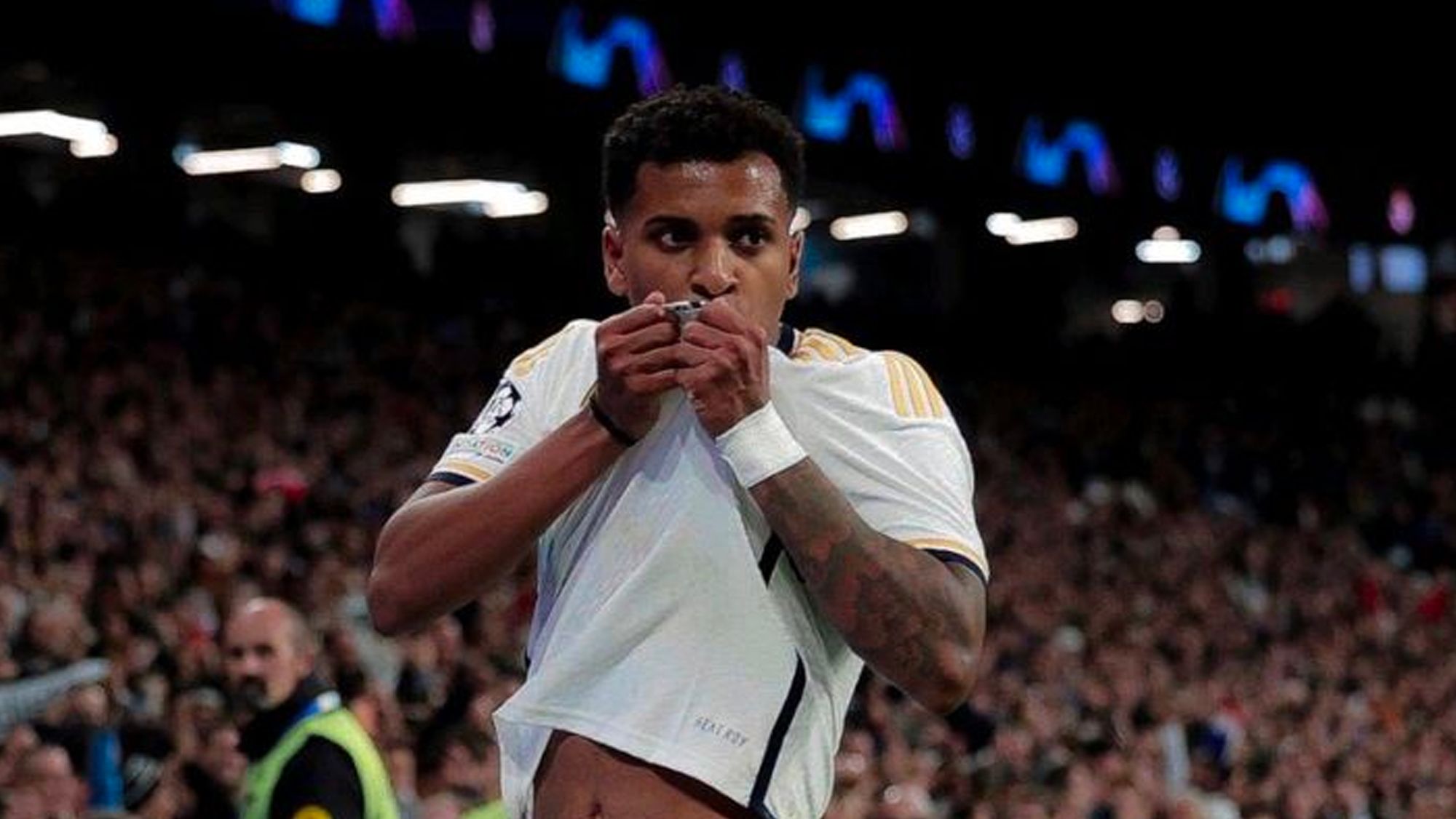 El Liverpool quiere pagar la cláusula para adelantarse al Real Madrid: no es por Rodrygo