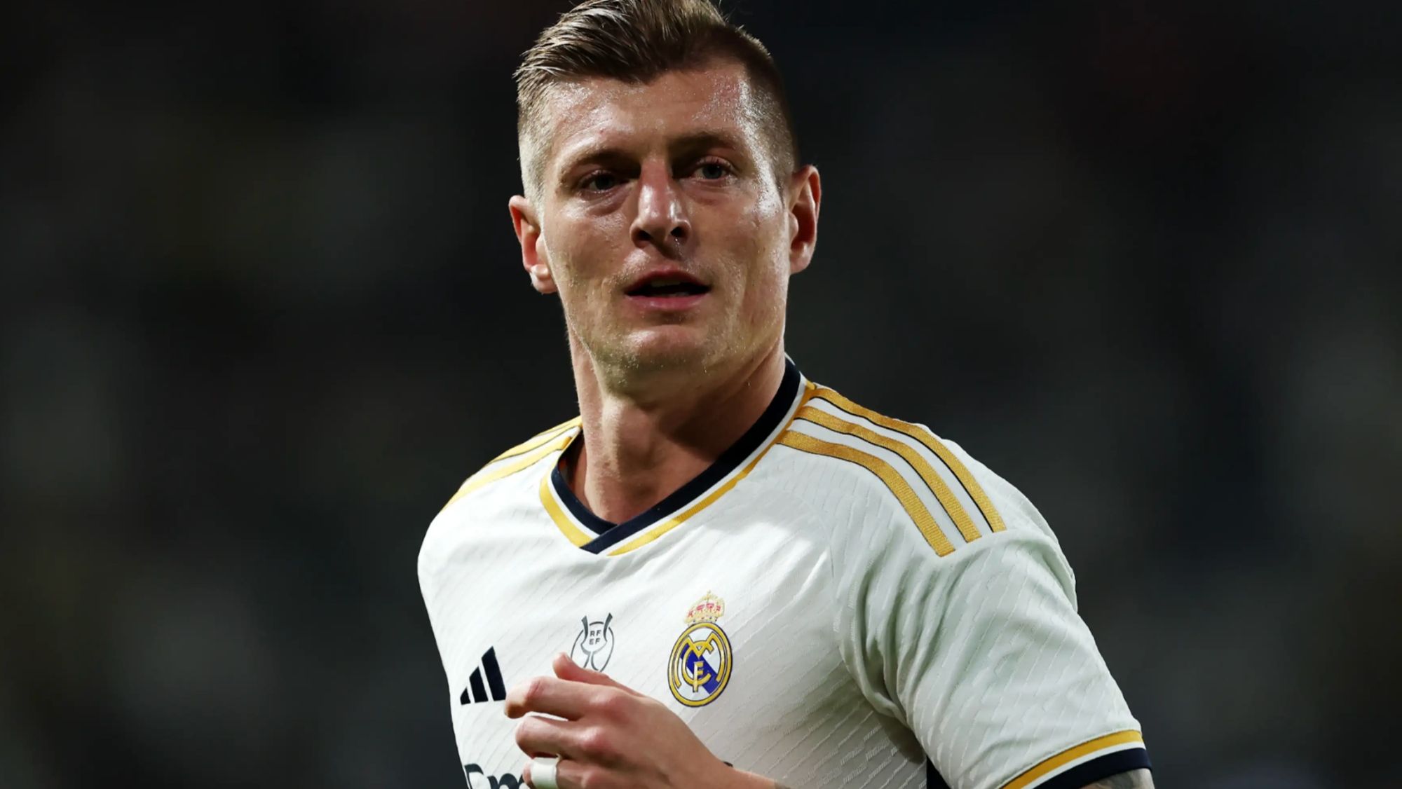 ConfirmadoKroos ya ha comunicado al Real Madrid si renueva su contrato