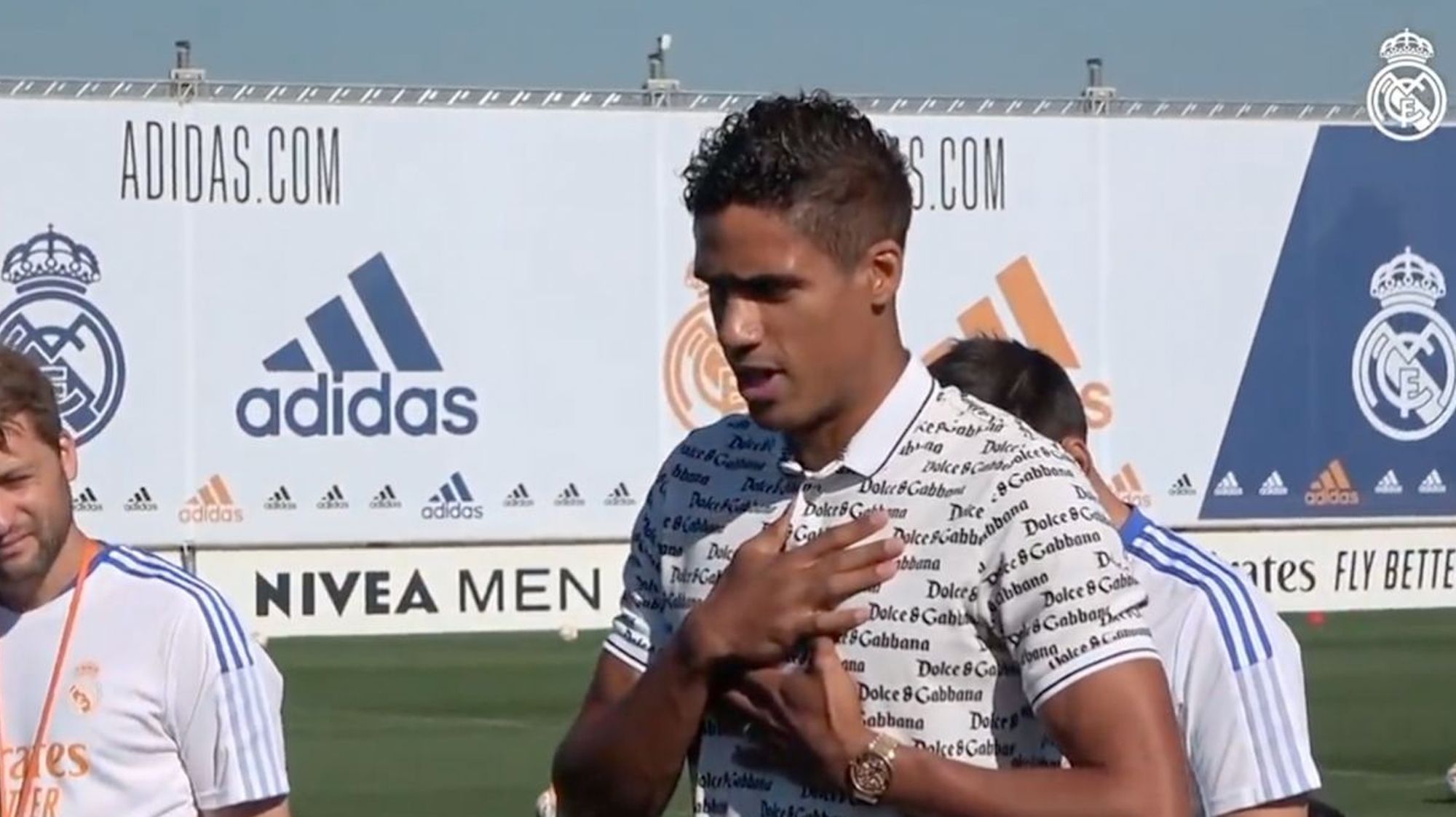 Varane rompe su silencio años después de irse del Real Madrid: "Quería una bofetada..."