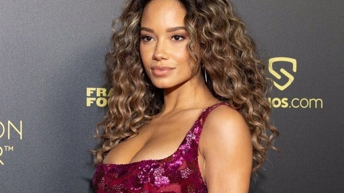 Jordan Ozuna posando en un gala 