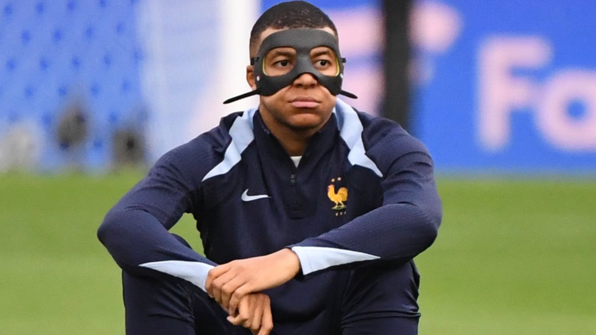 Mbappé reclama 100 millones al PSG: irá a los tribunales tras fichar por el Real Madrid Mbappé reclama 100 millones al PSG: irá a los tribunales tras fichar por el Real Madrid