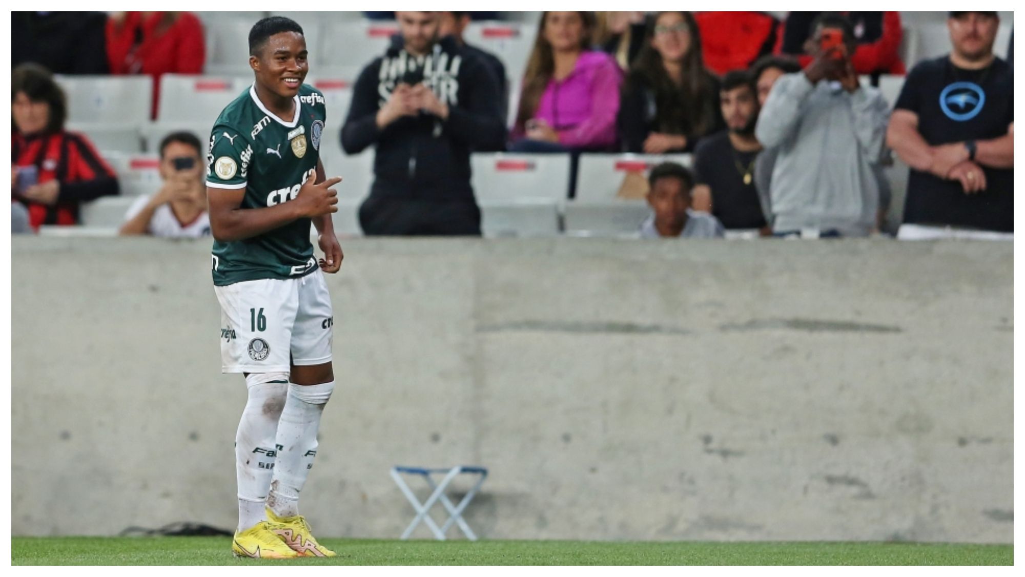 Endrick con Palmeiras