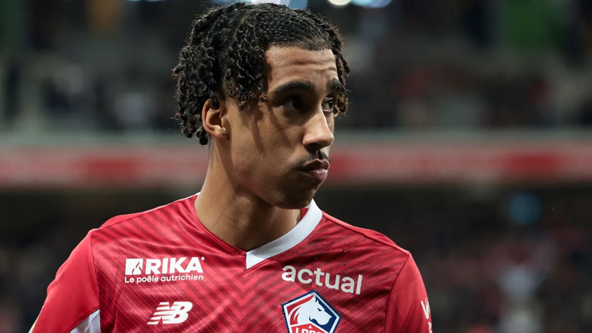 Bombazo: desvelan cómo el Lille presionó a Leny Yoro para que aceptase su marcha al United