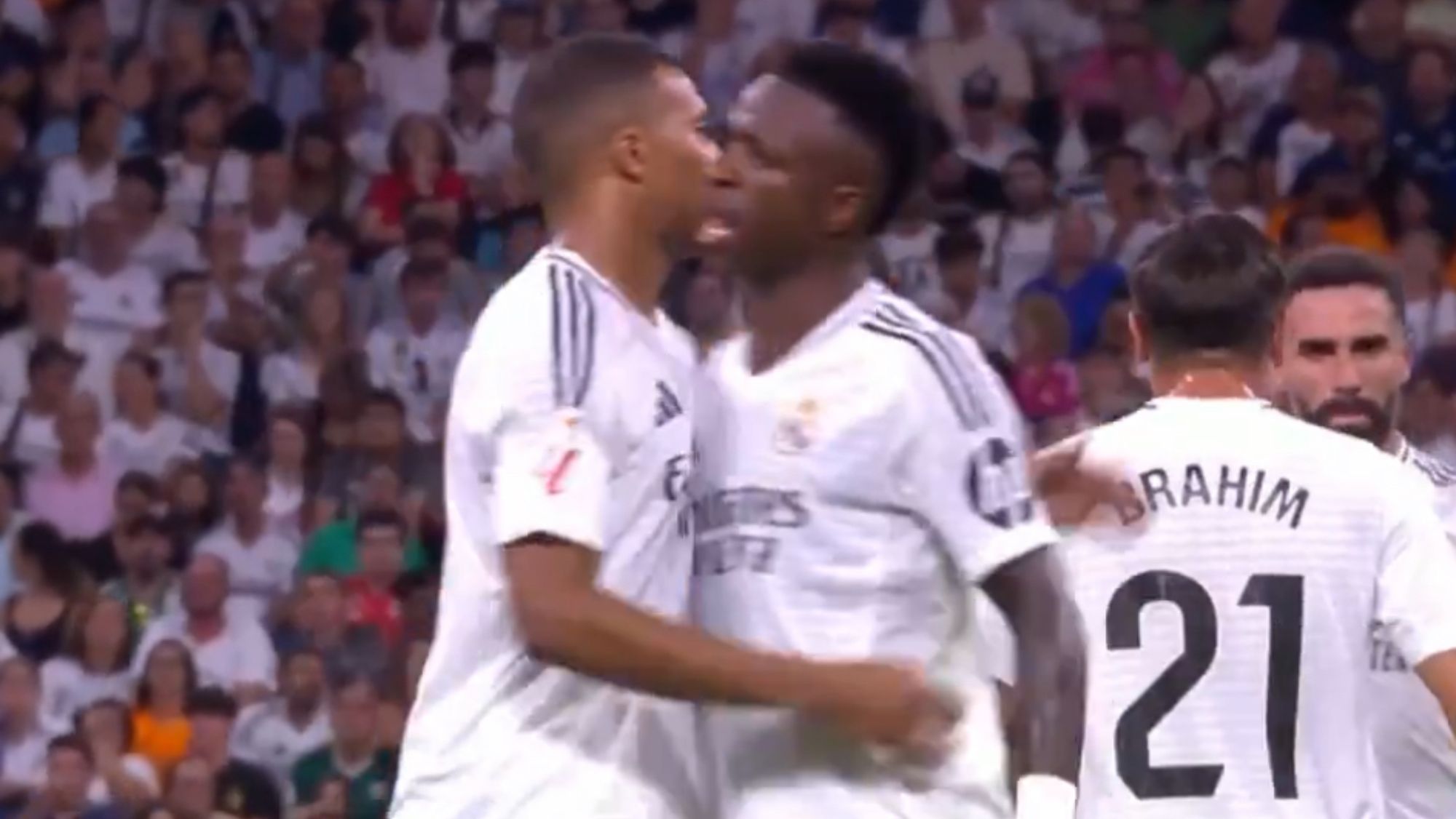 Vinicius, claro y desvelan lo que pasó en el penalti de Mbappé: "Tenemos que ser..."